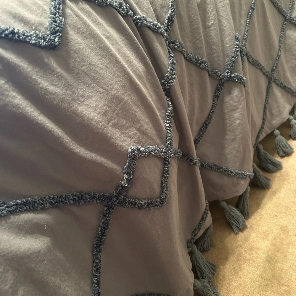 Lucky Brand Queen Dusty Blue Boho Comforter Bedspread Textured Fringe